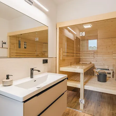 Villa Stella Maris - Ferienwohnung Poseidon Sellin (Rugen)